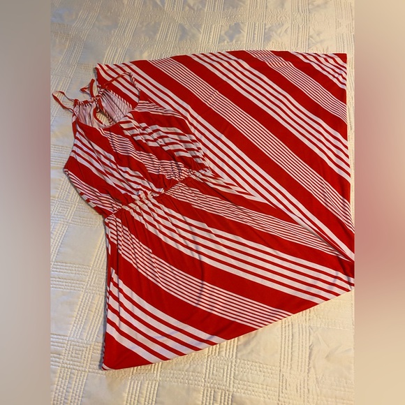 Red and white stripe maxi. Spring, summer, resort, cruise - Picture 5 of 11
